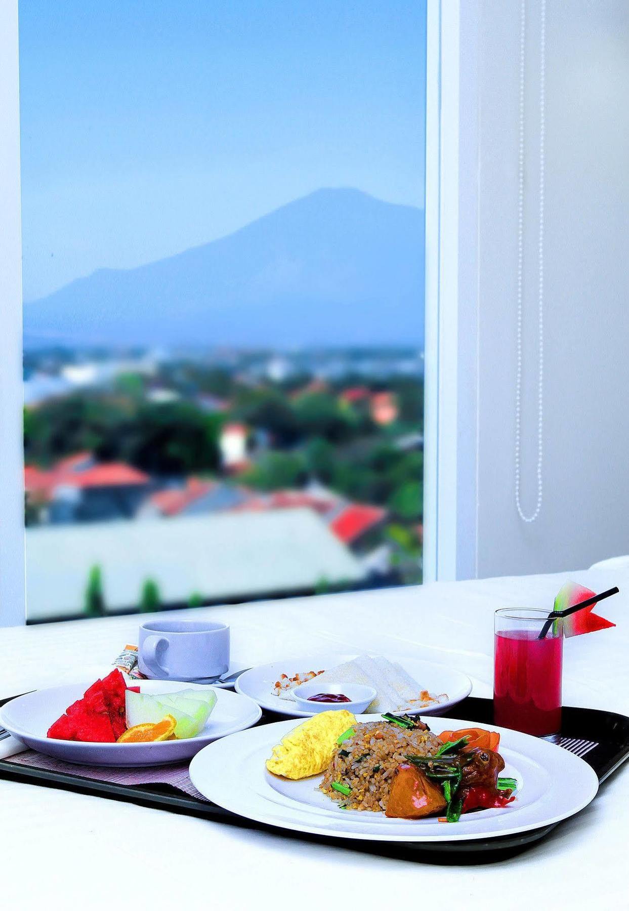 Hotel Citradream Чиребон Екстер'єр фото